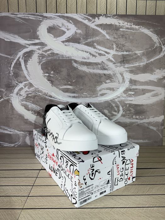 Dolce Gabbana Portofino Black White