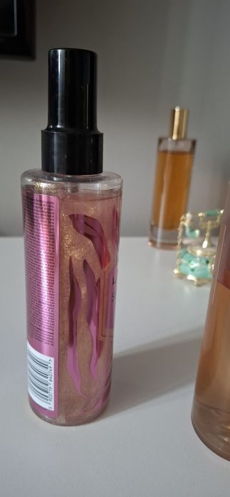 Spray de corp parfumat La Rive Sparkling Rose Body Mist 200 ml