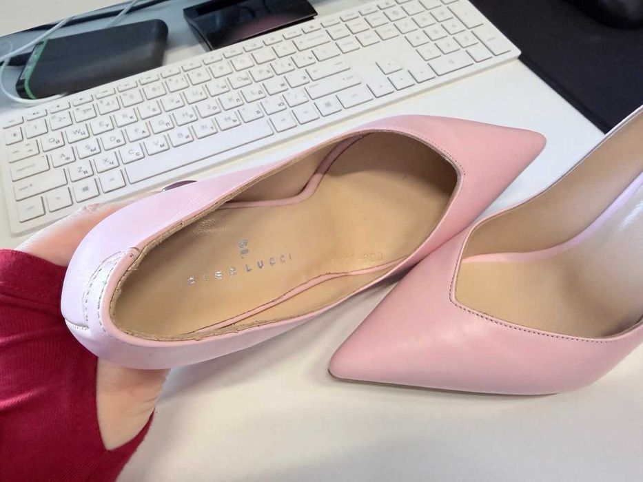 Туфли новые 37 размер