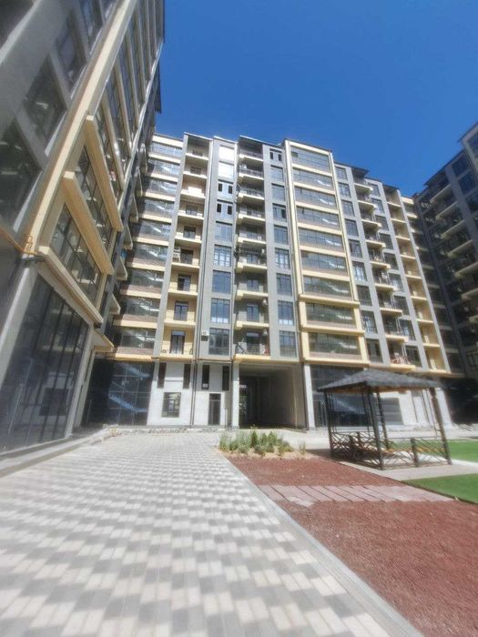 Яккасарой 9 этаж - 99 кв.