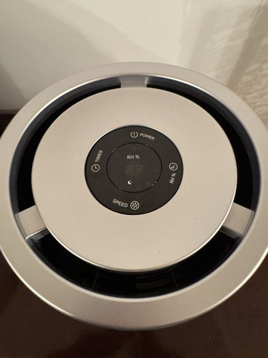 Umidificator de camera