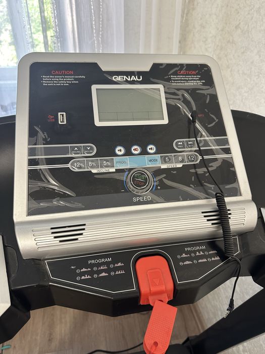 Беговая дорожка Genau M800