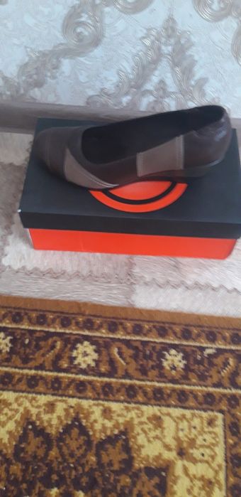 Продам новые туфли