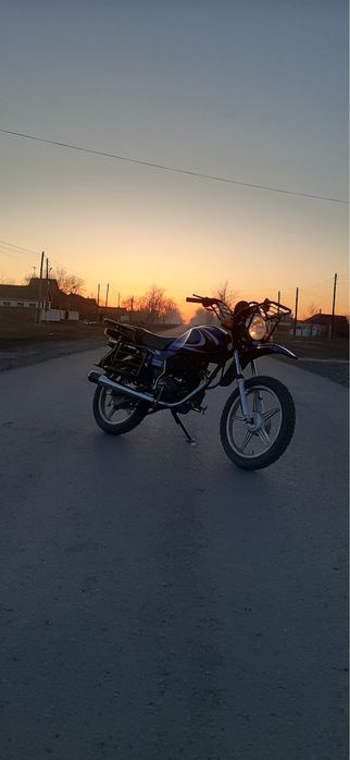 Продам мотоцикл yaqi 200