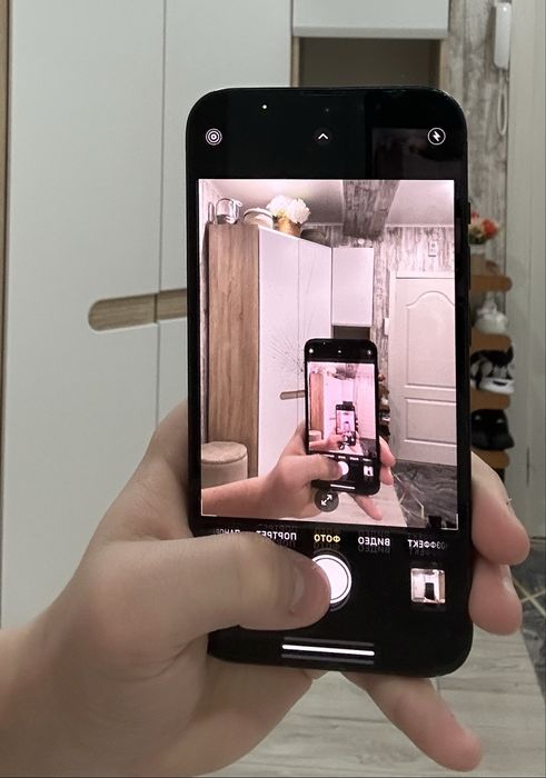 Продам планшет с 2 телефонами дальше в описании