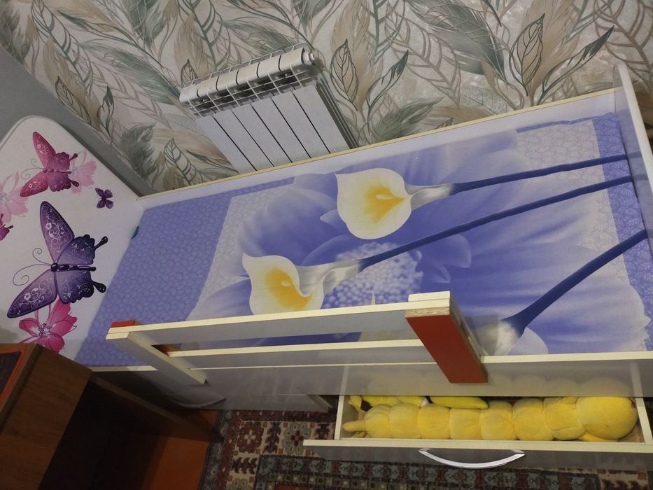 Кровать подростковая