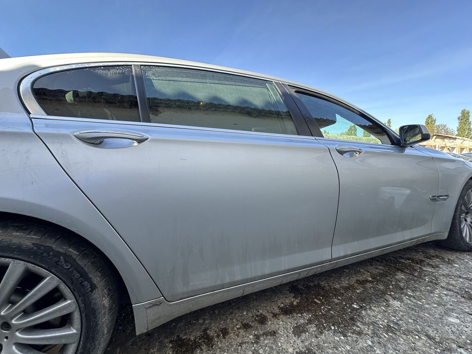 Usi dreapta / Portiere dreapta BMW Seria 7 F01 F02