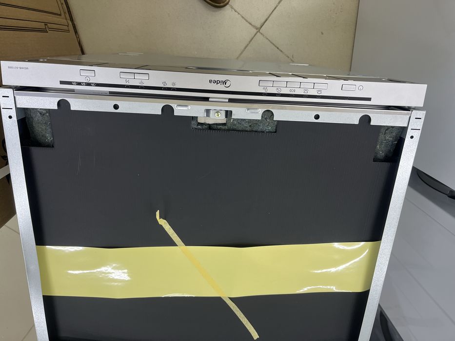 Продам посудомоичную  машину