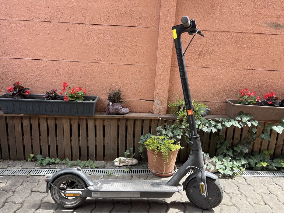Trotineta xiaomi mi essential 169 Km