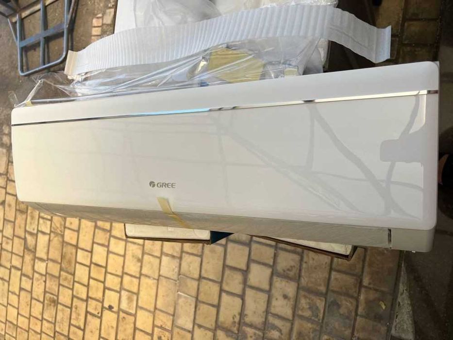 Кондиционер GREE 12 BORA INVERTER  R32 AKSIYA ! Доставка бесплатно
