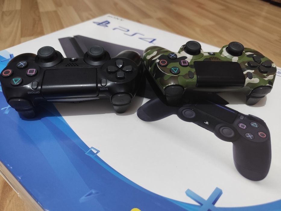 Ps4 slim+15 jocuri+2 controllere