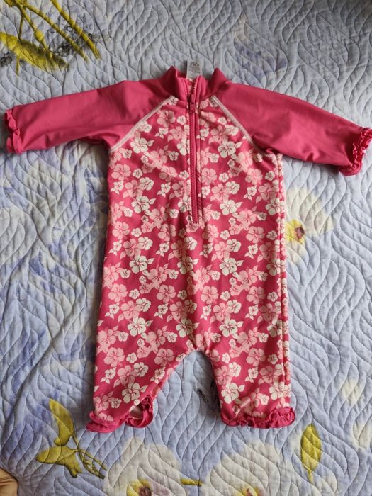 Costum baie UV bebe, 6-12 luni