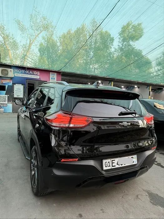 2023 Chevrolet Tracker 2 Premier