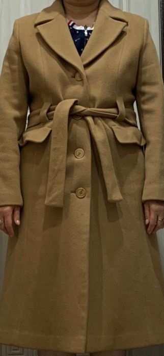Продам пальто осенне-весенние