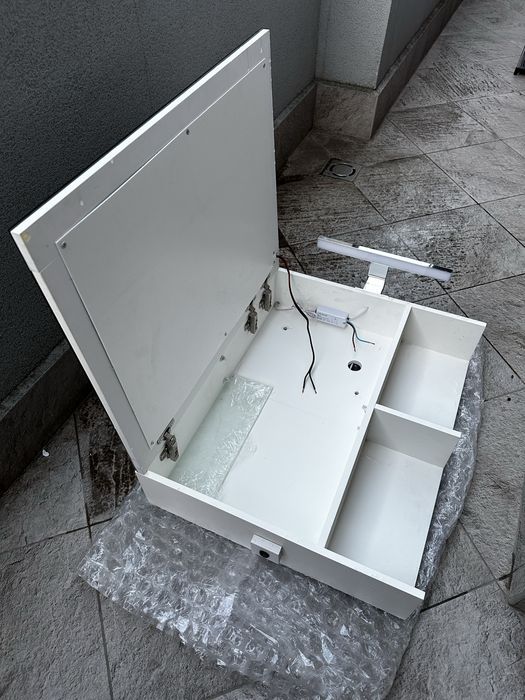 Pvc шкаф за баня