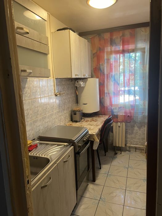 Inchiriez apartament 2 camere regim hotelier