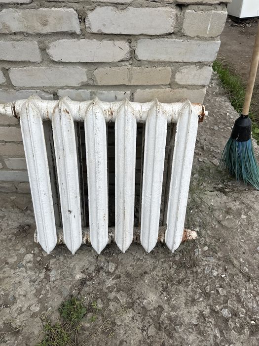 Продам батареи чугунные