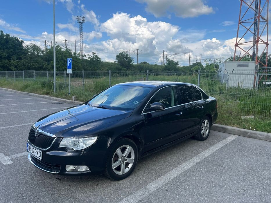 Vând Skoda Superb