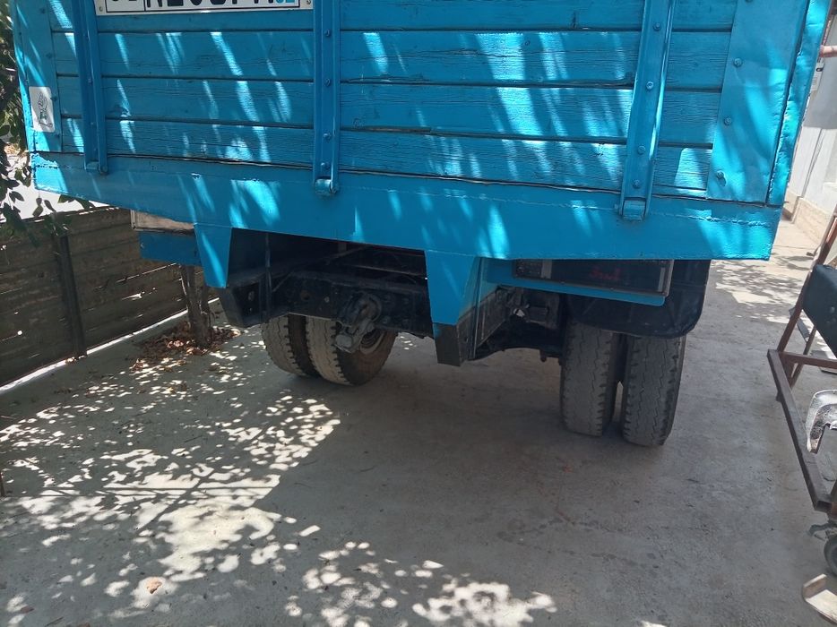 Zil bartavoy sotiladi