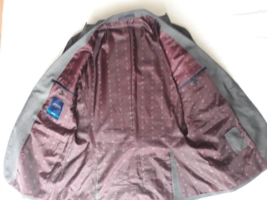 Vand Costum de barbati, Burton-Menswear London,Slim -Fit.