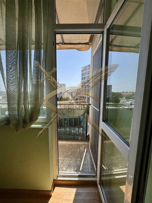 Дава се под наем Тристаен апартамент в Варна, Цветен квартал - 80 кв.м за 500 € - Снимка #8