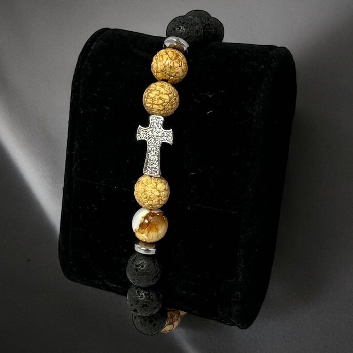 Ръчна изработка на гривни