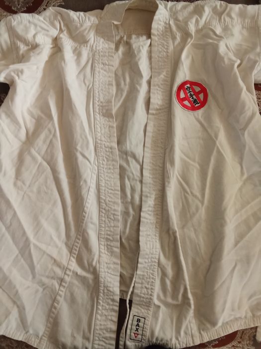 Продам срочно кимоно