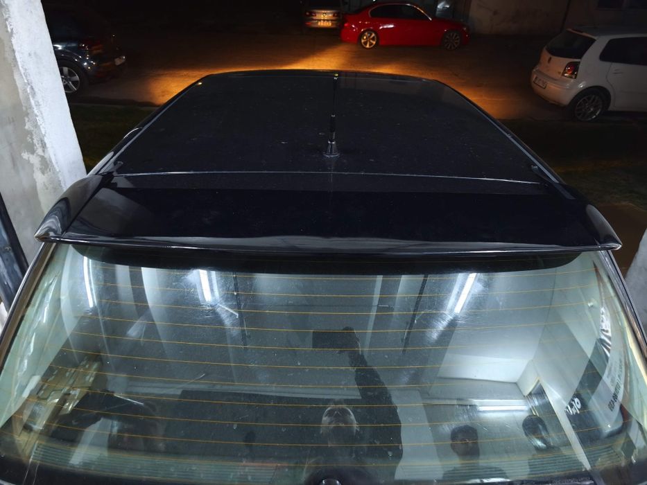 Eleron golf 4 negru lucios