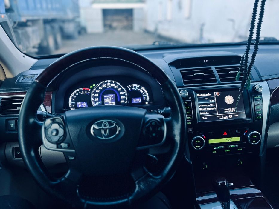 Продам Тойота камри 50