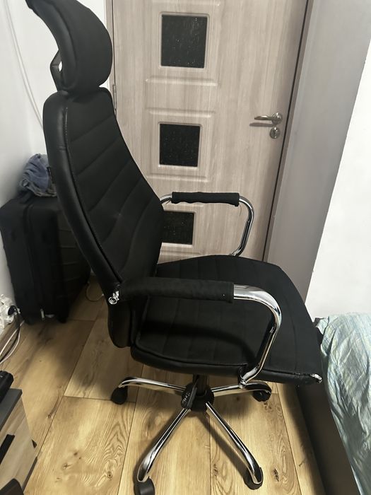 Vand scaun de birou ergonomic kring walter, cu tetiera, stofa+piele ecologica, negru