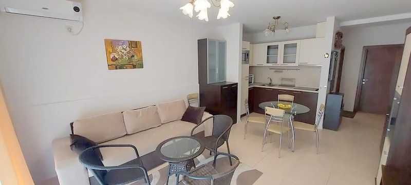 Продава се Двустаен апартамент в Свети Влас - 37 кв.м за 621 €/кв.м - Снимка #1