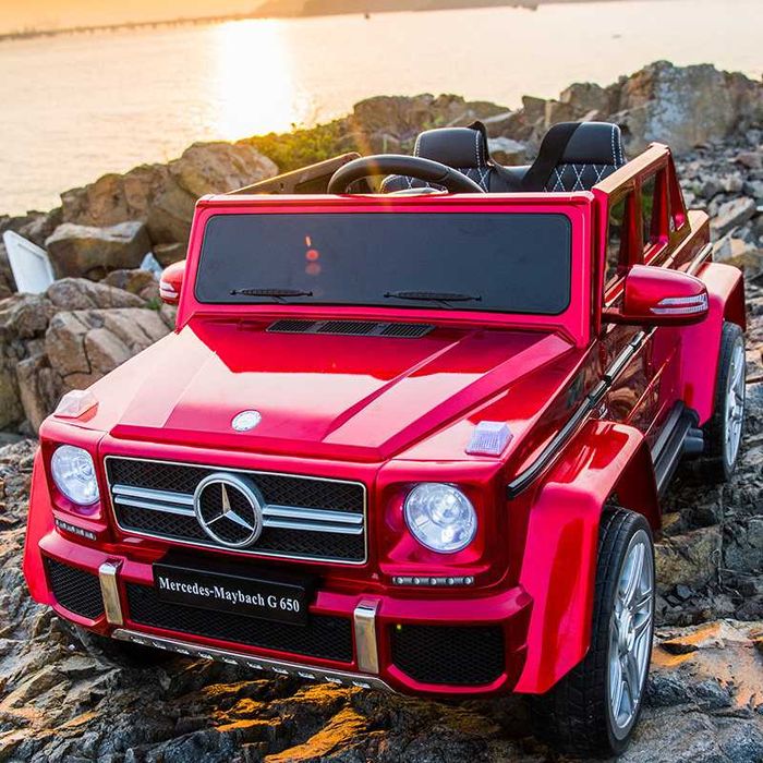 Акумулаторен джип Mercedes G650 Maybach  4x4 12V,MP3, с меки гуми