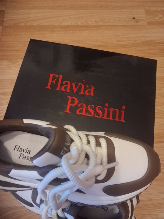 Pantofi sport piele noi Flavia Passini