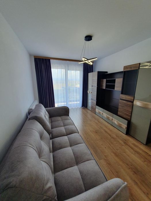 Inchiriez apartament cu 2 camere