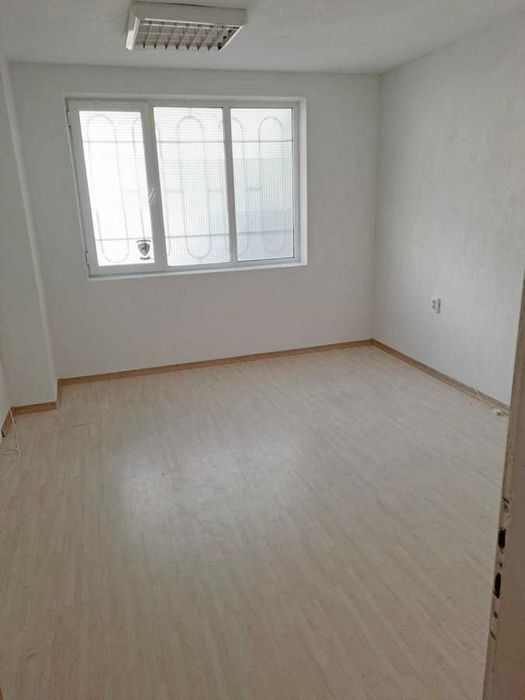 Дава се под наем Офис в Варна, Чаталджа - 48 кв.м за 475 € - Снимка #1