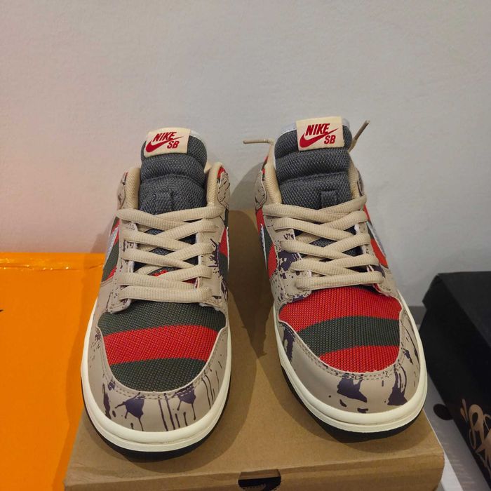MODEL EXCLUSIV! Nike Dunk Freddy Krueger (43) NOI