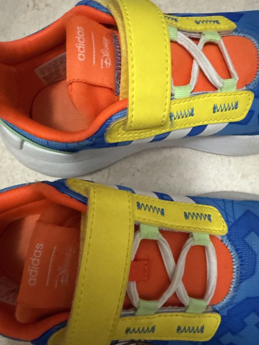 Продам адидас дисней оригинал