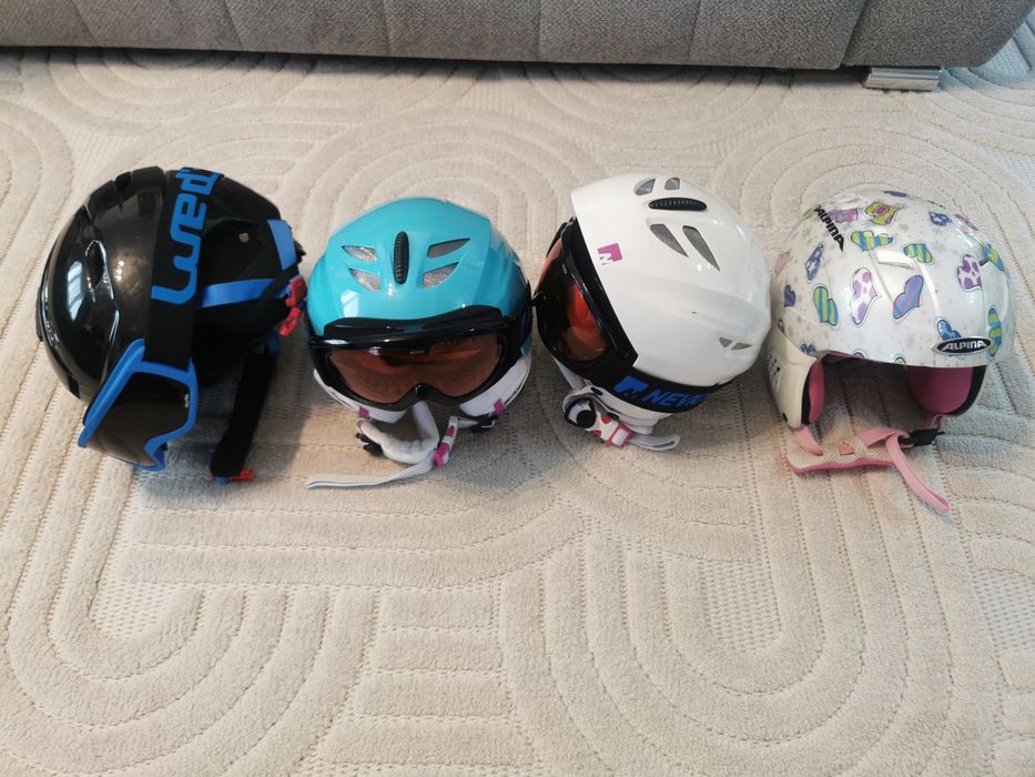 Căști ski copii, 3 mărimea 50-54 și una 54-56