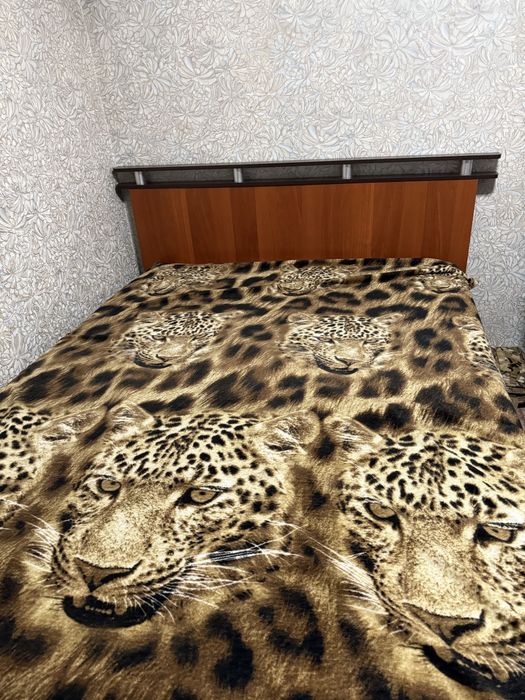 Кровать для спальни