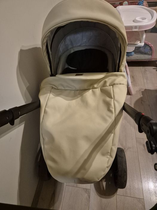 Бебешка количка 3 в 1