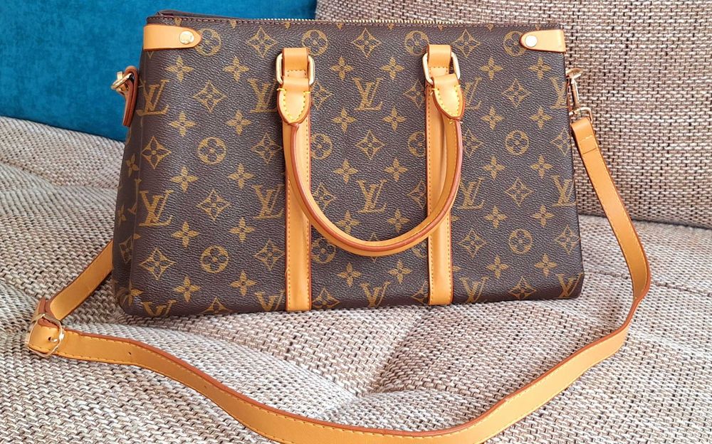 Стилна дамска чанта