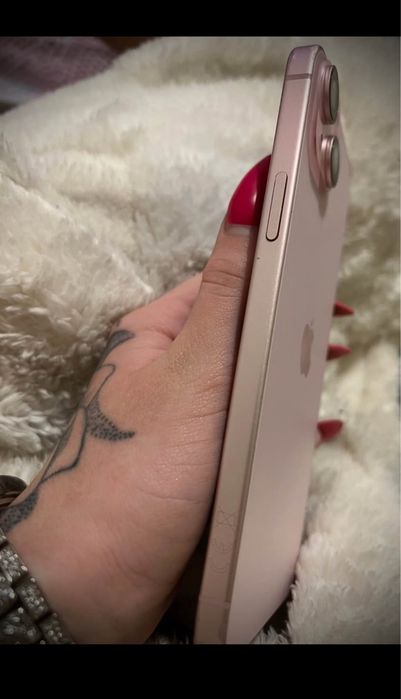 Iphone 15+ като нов
