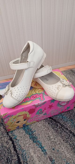 Туфли на девочку