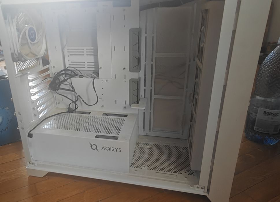 Carcasa Aqirys XO1