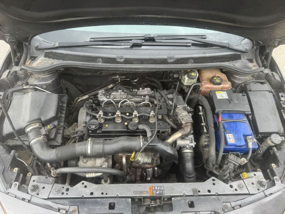 Opel Astra j, 2012, 1.7 diesel
