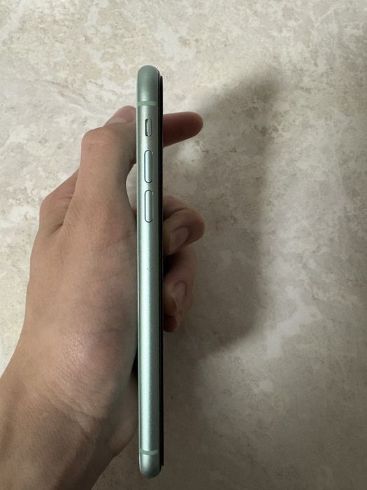 Продается Айфон 11