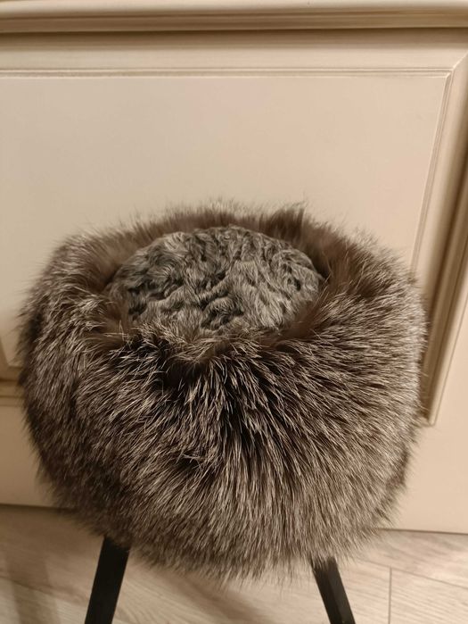 Шапка песец и каракуль  56 размер