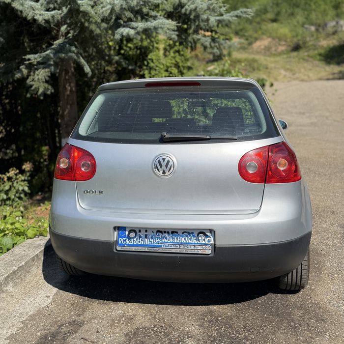 Volkswagen Golf 5, 1.4 Benzină, 2004, 75 CP