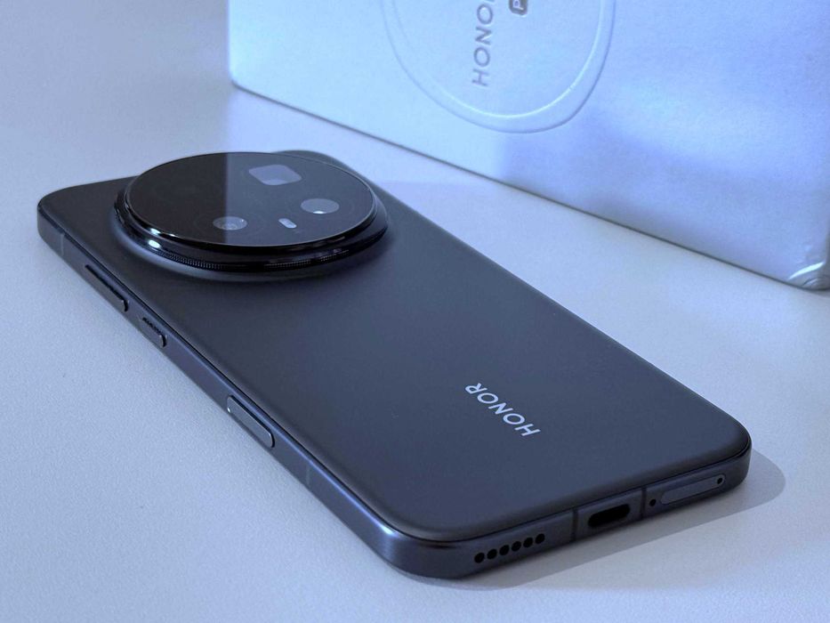 Бартер! Като НОВ! Honor Magic 8 Pro 1TB/16GB Black (Черен) Глобален.
