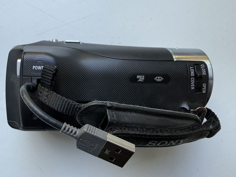 Видеокамера Sony hdr-cx405